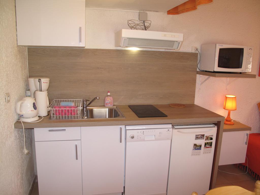Residence Miro, Gites Avec Piscine Chauffee Et Tennis Les Arcs-sur-Argens Eksteriør billede