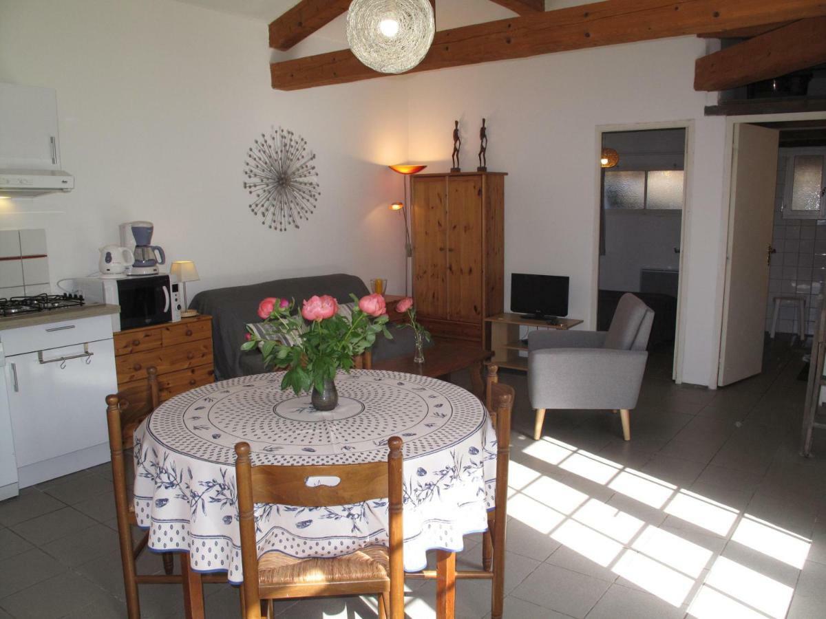 Residence Miro, Gites Avec Piscine Chauffee Et Tennis Les Arcs-sur-Argens Eksteriør billede