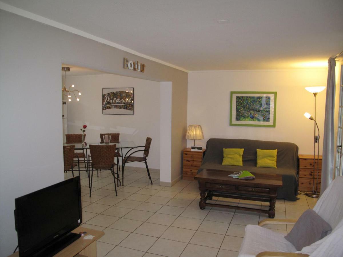 Residence Miro, Gites Avec Piscine Chauffee Et Tennis Les Arcs-sur-Argens Eksteriør billede