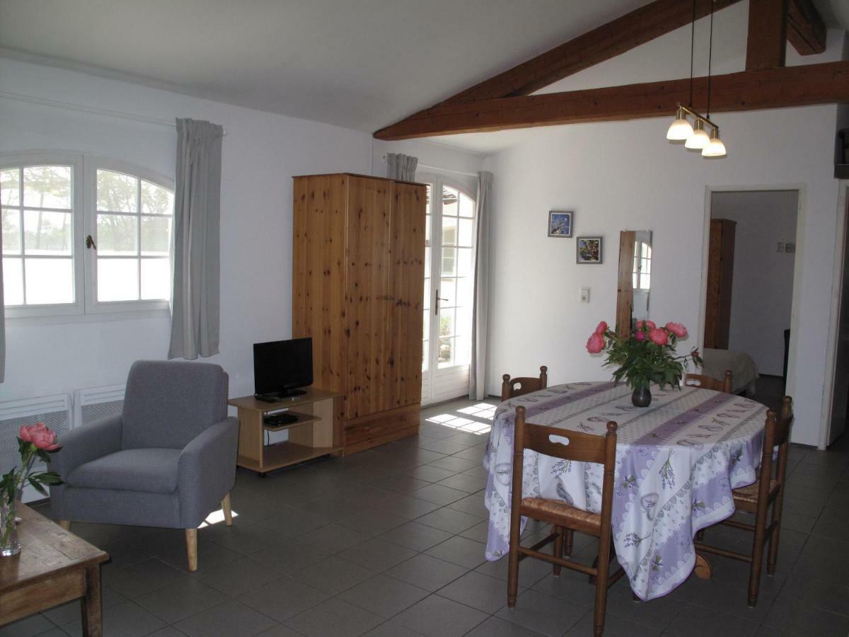 Residence Miro, Gites Avec Piscine Chauffee Et Tennis Les Arcs-sur-Argens Eksteriør billede