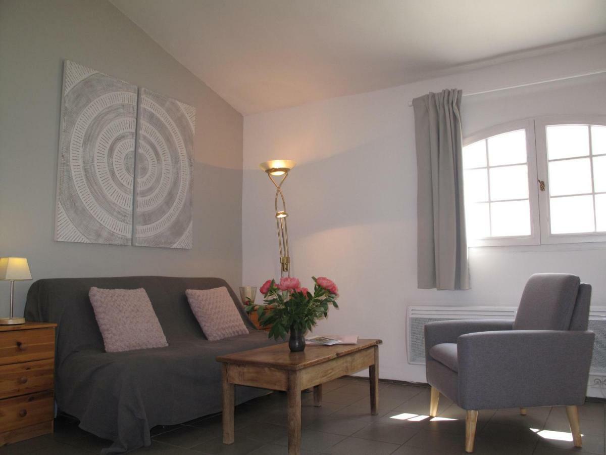 Residence Miro, Gites Avec Piscine Chauffee Et Tennis Les Arcs-sur-Argens Eksteriør billede